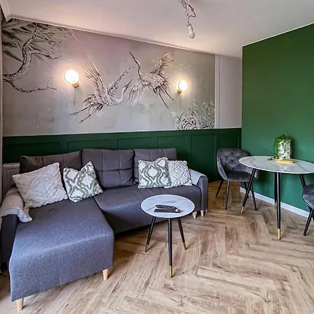1 Bedroom Beautiful In 格但斯克