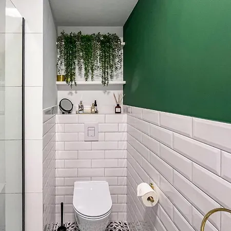 1 Bedroom Beautiful In Lejlighed *